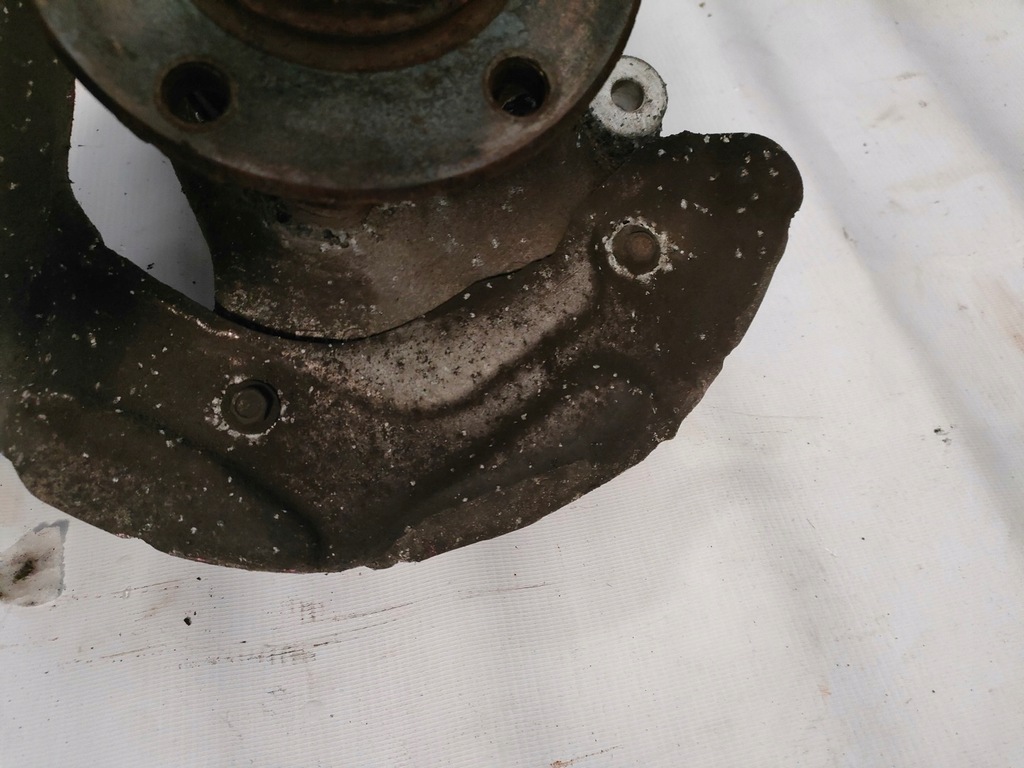 фото №4, Bmw f20 f21 n47 ступица поворотный кулак левый перед