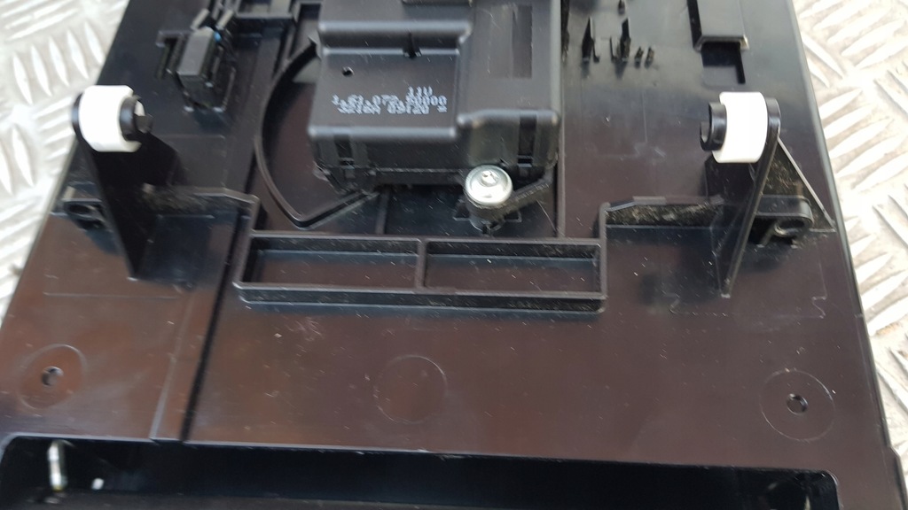 фото №12, Mercedes w211 перемикач панель grzeane сидіння аварійний a2116800552