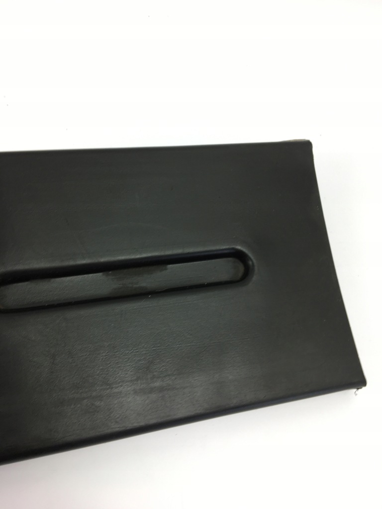 Труба обдув повітря права mercedes w201 190 2018312246 Недорого