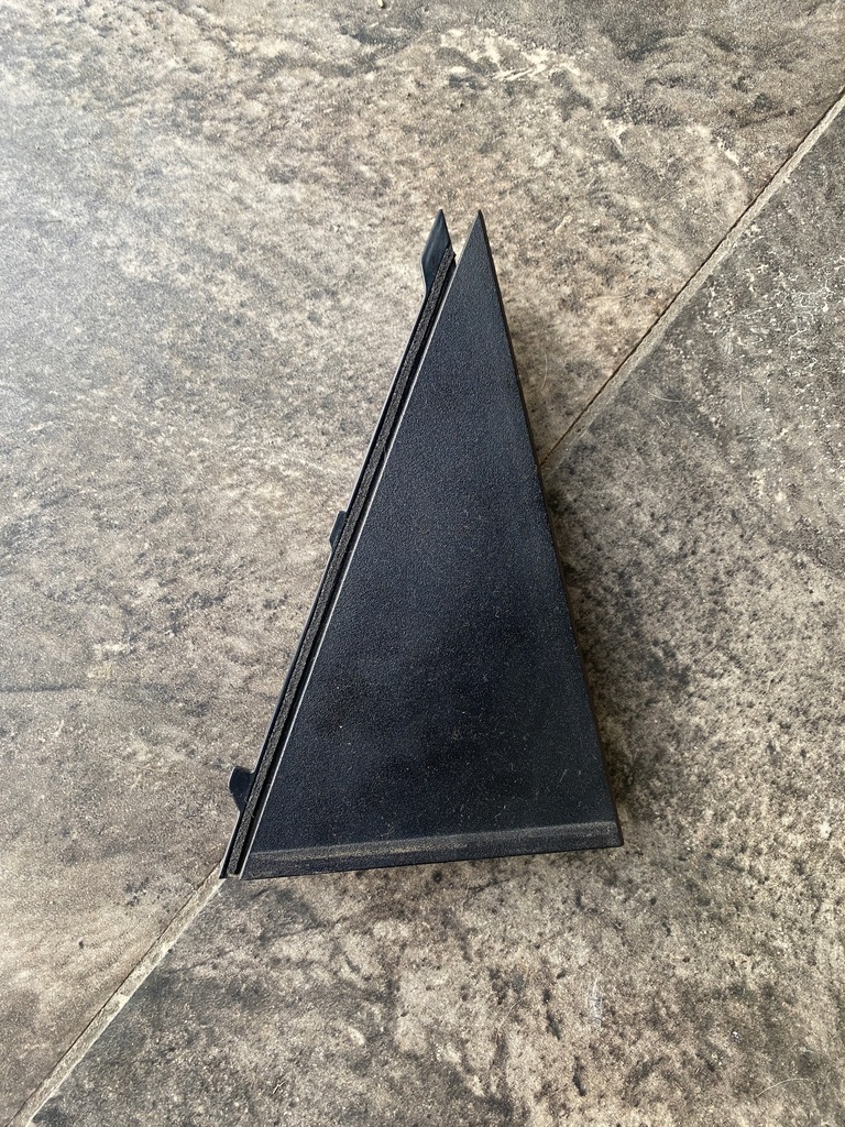 фото №1, Заглушка дверь правый задняя kia niro i гибрид