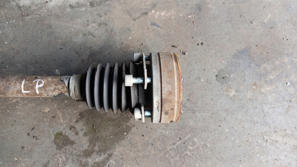 фото №2, Привідний вал ліва перед skoda fabia 1.4b 02r