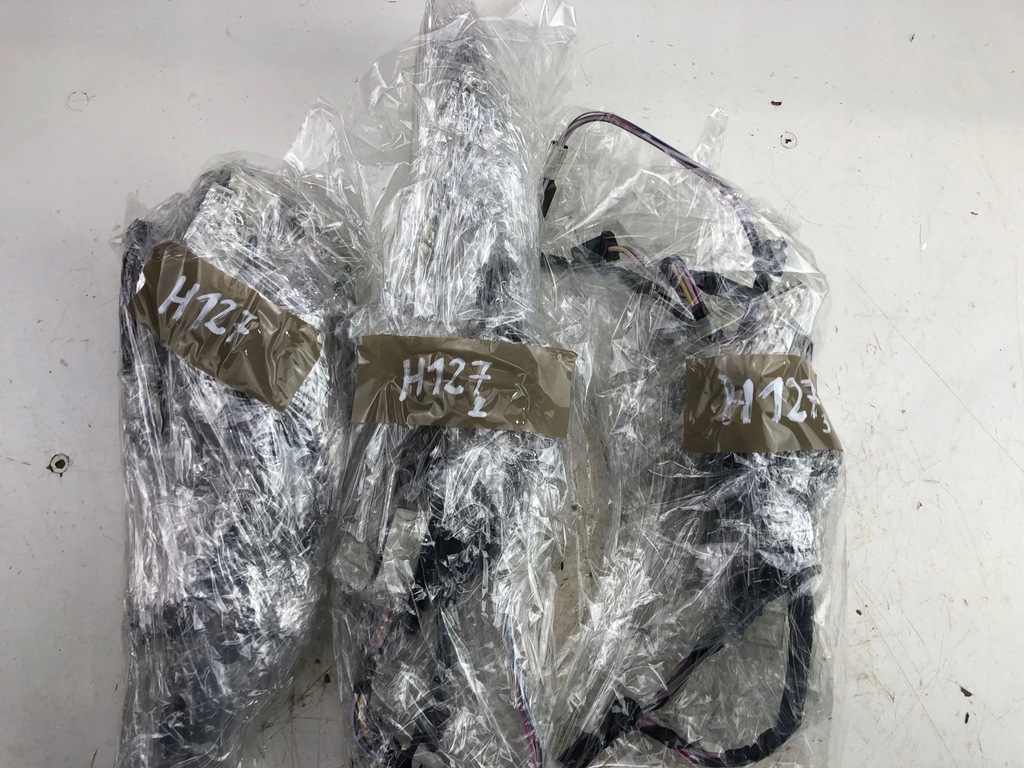 фото №8, Toyota yaris iii джгут електропроводка двері правий задня