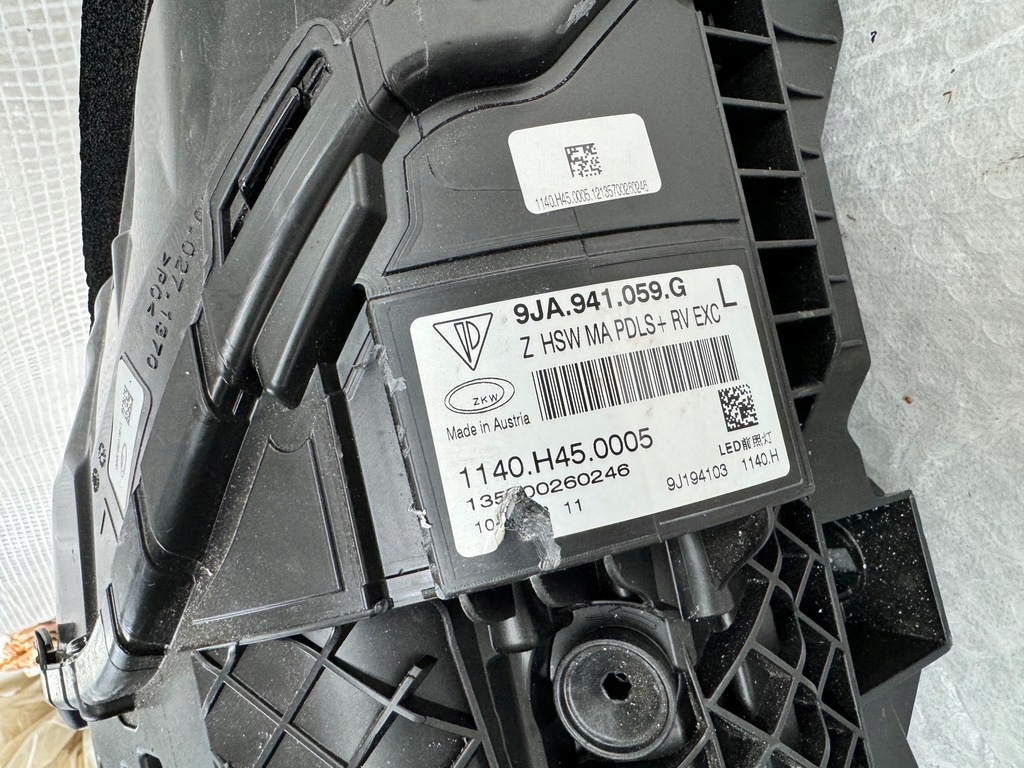 фото №7, Porsche taycan левая лампа matrix