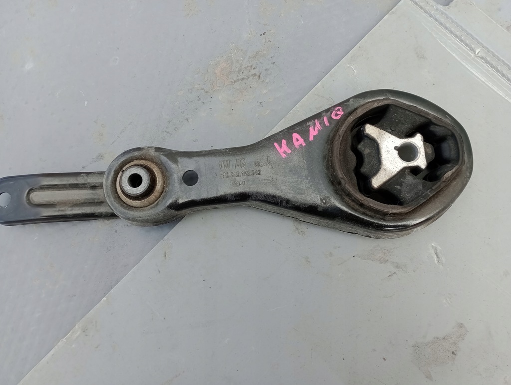 фото №1, Подушка кронштейн коробки 2q0199851ad kamiq