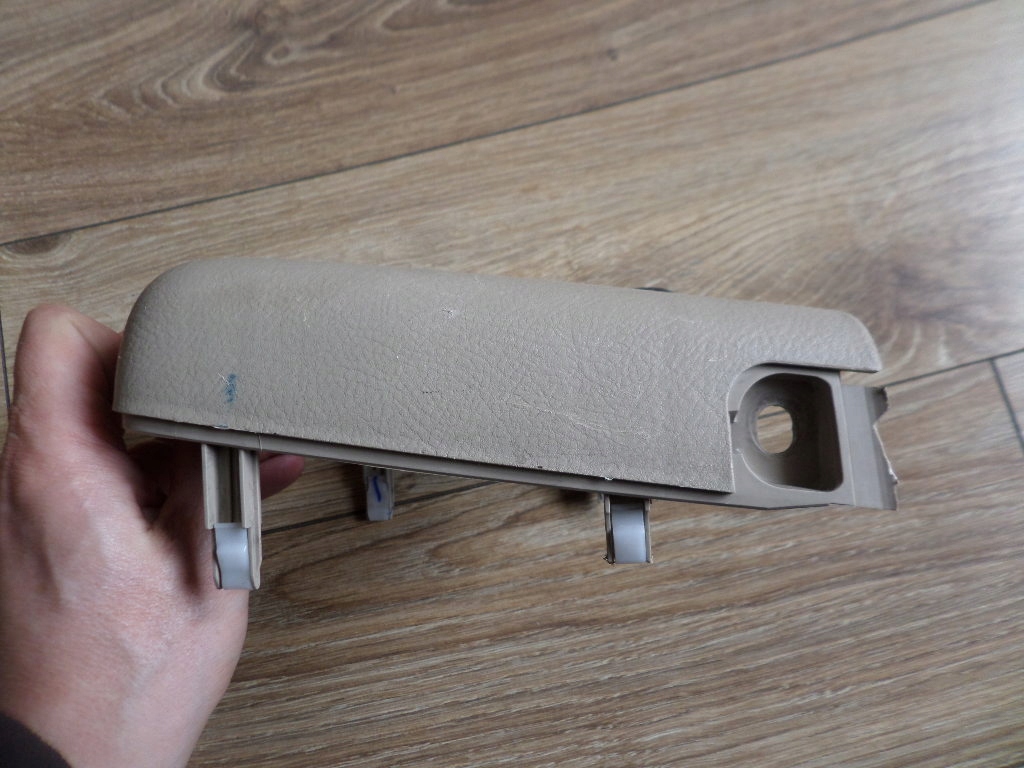 фото №6, Пепельница туннель задняя разъём 12v avensis t25 защита подлокотник beż