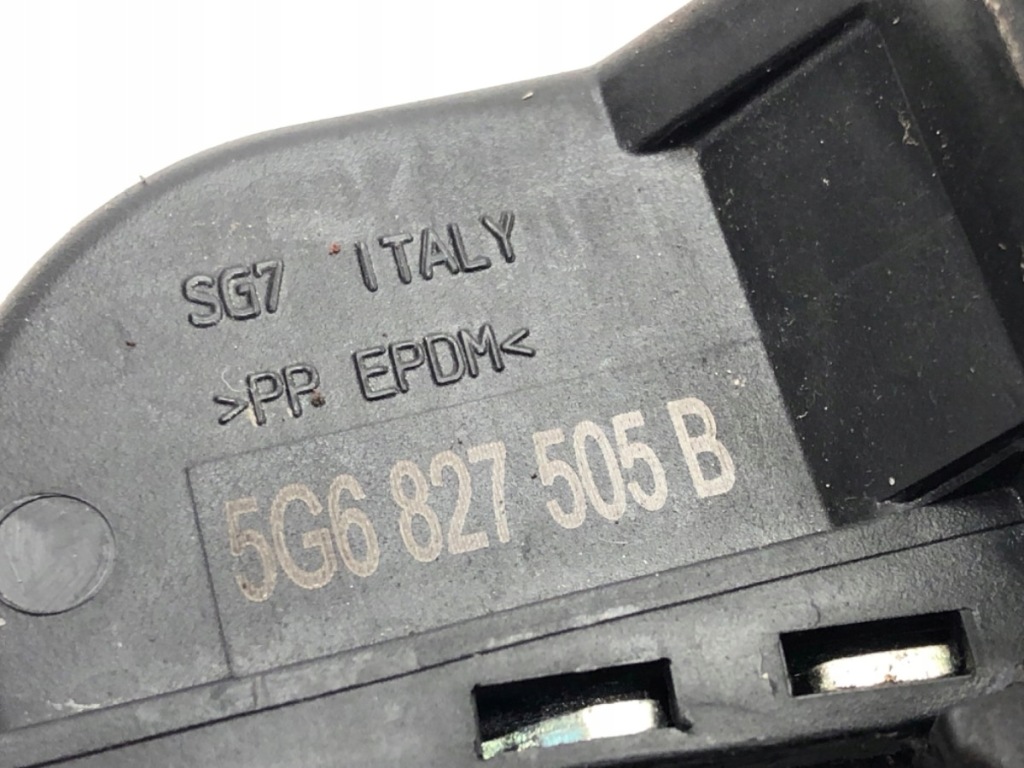 фото №5, Замок крышки задняя vw golf vii хэтчбек 5g6827505b