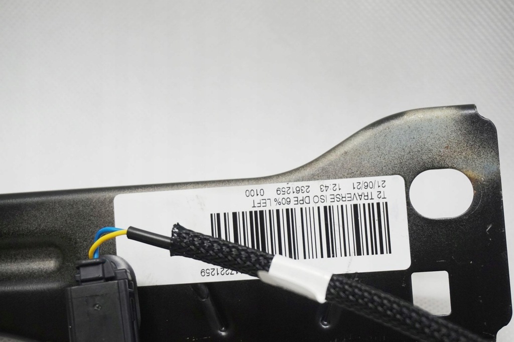 фото №4, Замки ремней opel astra 6 vi l 21- hb 98307207xt