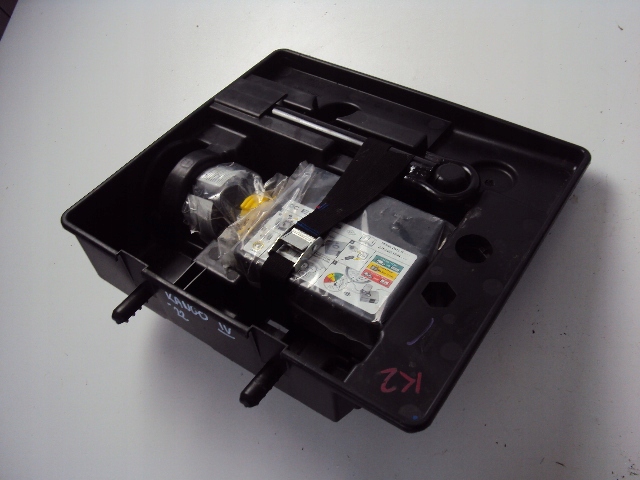 фото №1, Компресор вушко вкладиш renault kangoo iii 21-