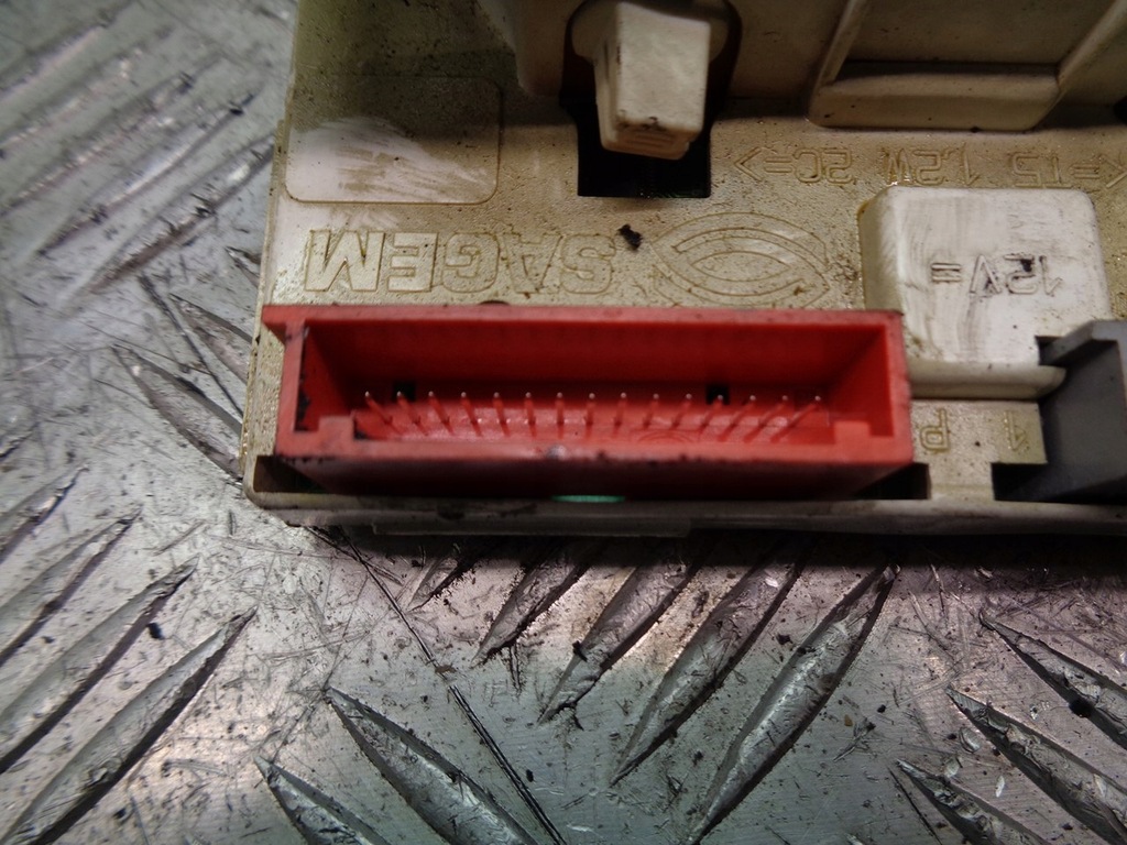 фото №3, Дисплей renault clio ii 8200028364