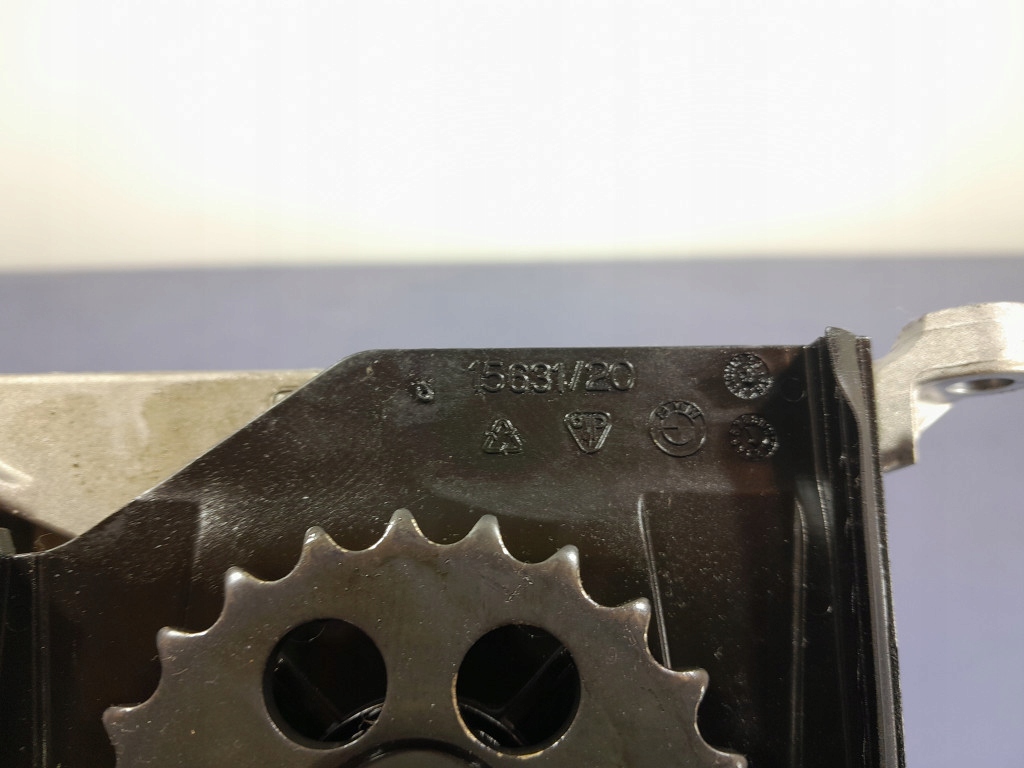 Bmw x3 f25 2.0 d n47d20c 184 km насос маслоприёмник масла 8518405 7810773 Недорого