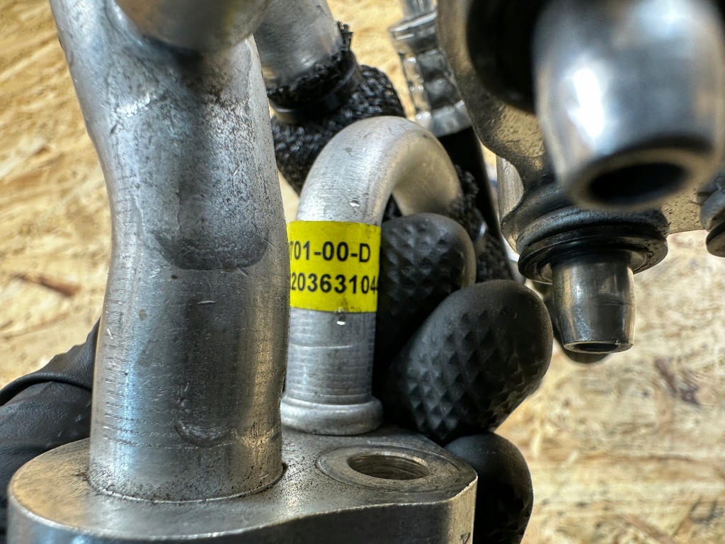 фото №10, Wąż шланг труба кондиционера tesla model 3 1626701-00-d 2017-