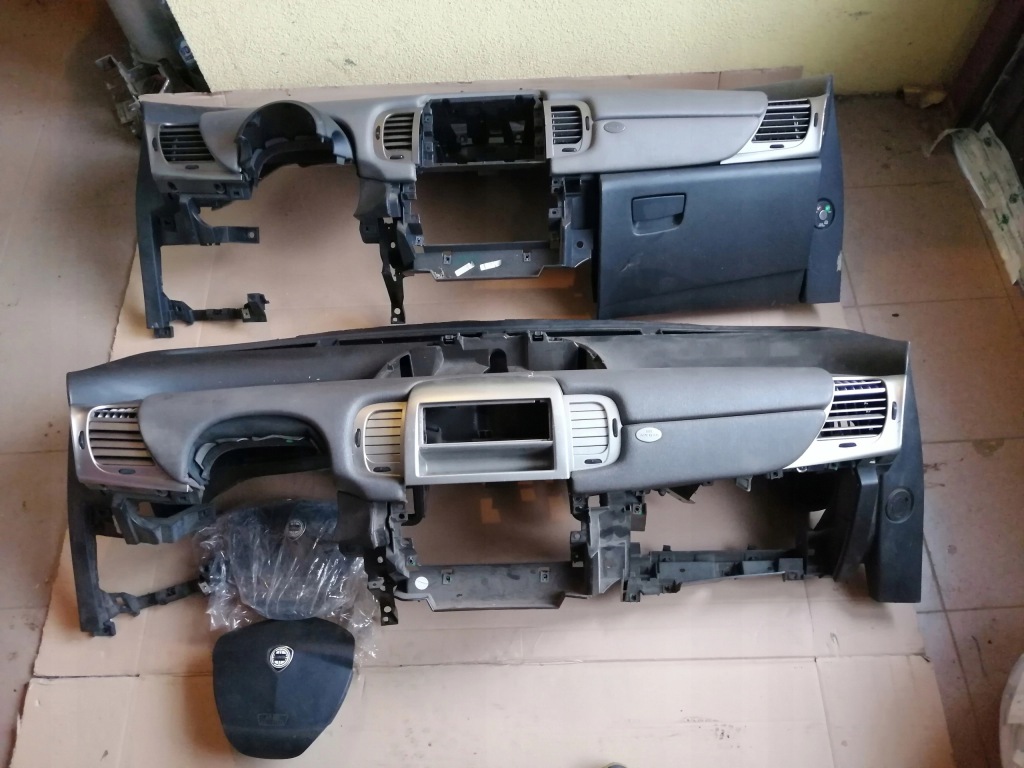 фото №1, Air bag панель приладів ремені lancia ypsilon