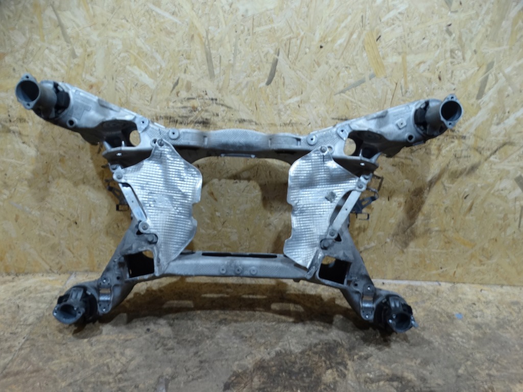 фото №1, Подрамник задний porsche panamera 971 1