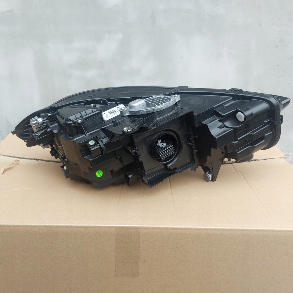 фото №7, Bmw 1 f40 full led лампа левая перед shadow eu