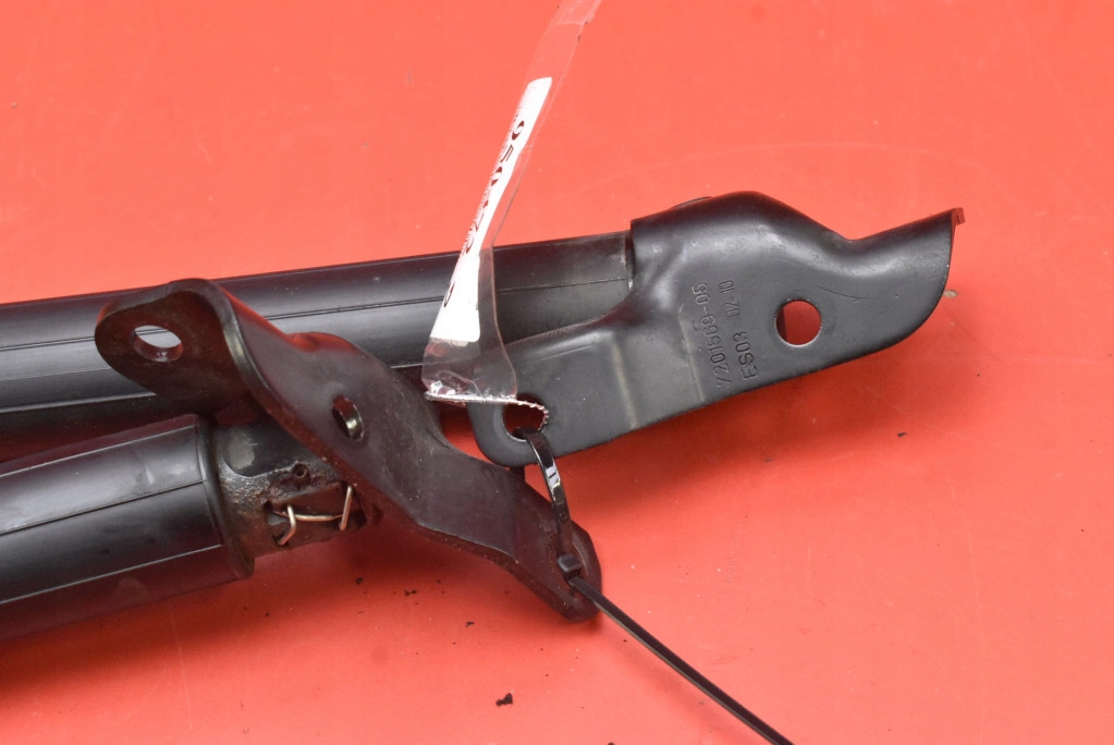 фото №5, Привід амортизатори кришки 7200543 bmw f07 09-13