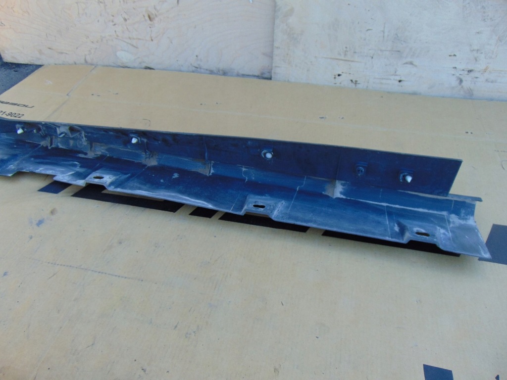 фото №14, Молдинг порог правая ford courier et76-10154-ae