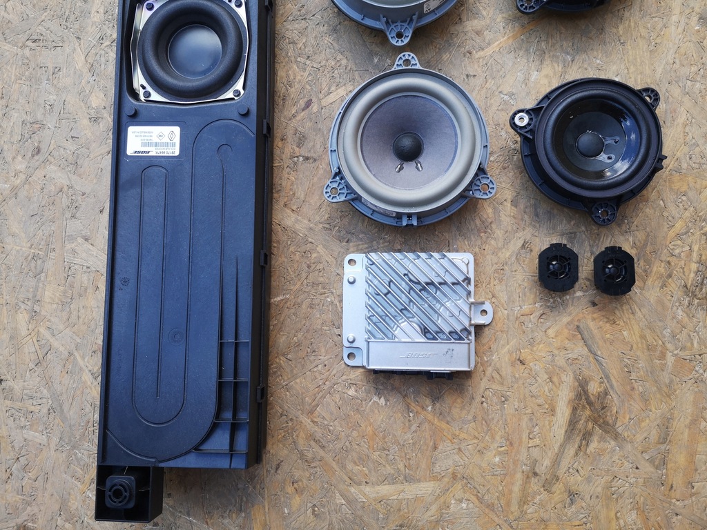 фото №3, Renault clio iv lift динамики bose усилитель