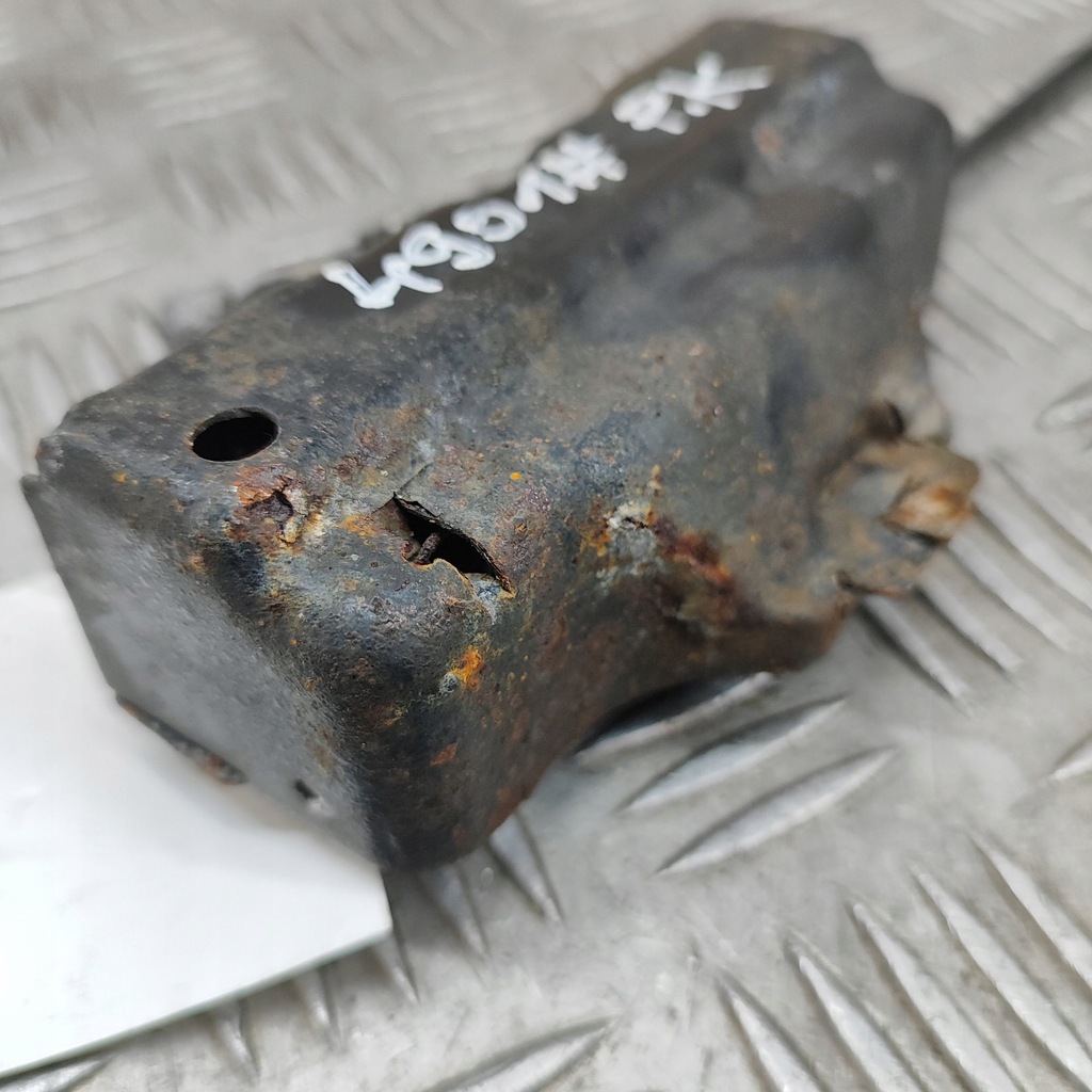 фото №6, Toyota supra a80 1993 замок крышки передней / капот двигателя