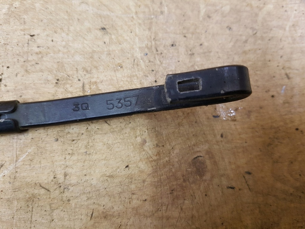 фото №3, Важіль двірники кришки задня toyota rav4 i