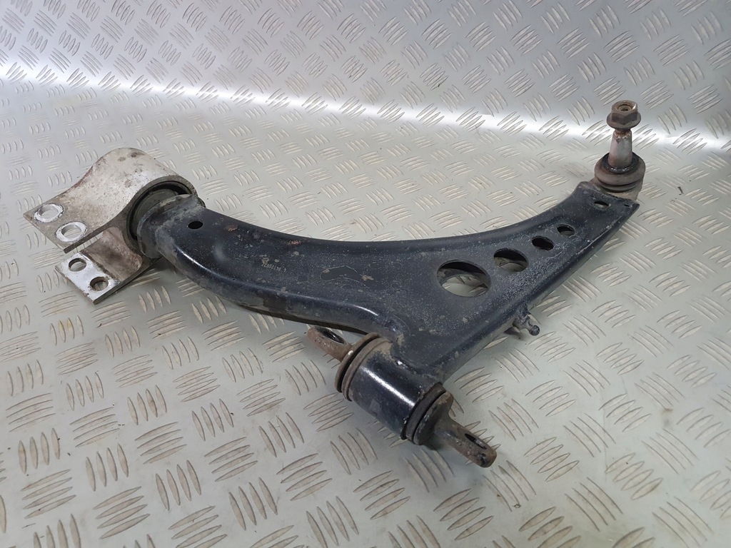 фото №4, Левый рычаг opel insignia b