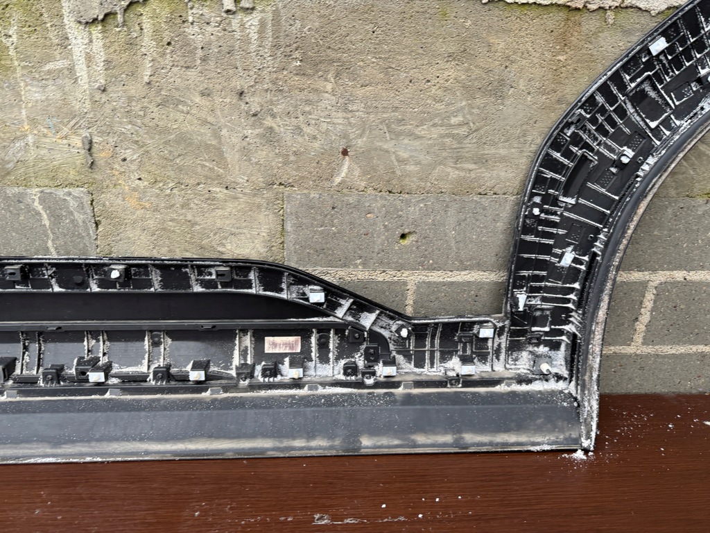 фото №11, Kia ev9 ev 9 gt-line молдинг дверь правый задняя 87734-do300