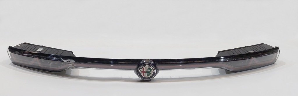 фото №1, Лампа крышки задняя led alfa romeo tonale 22r 20925999