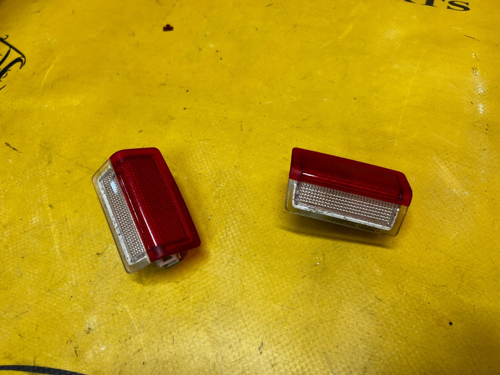 фото №1, 2 x лампа освещение обшивка дверь mercedes gl x166