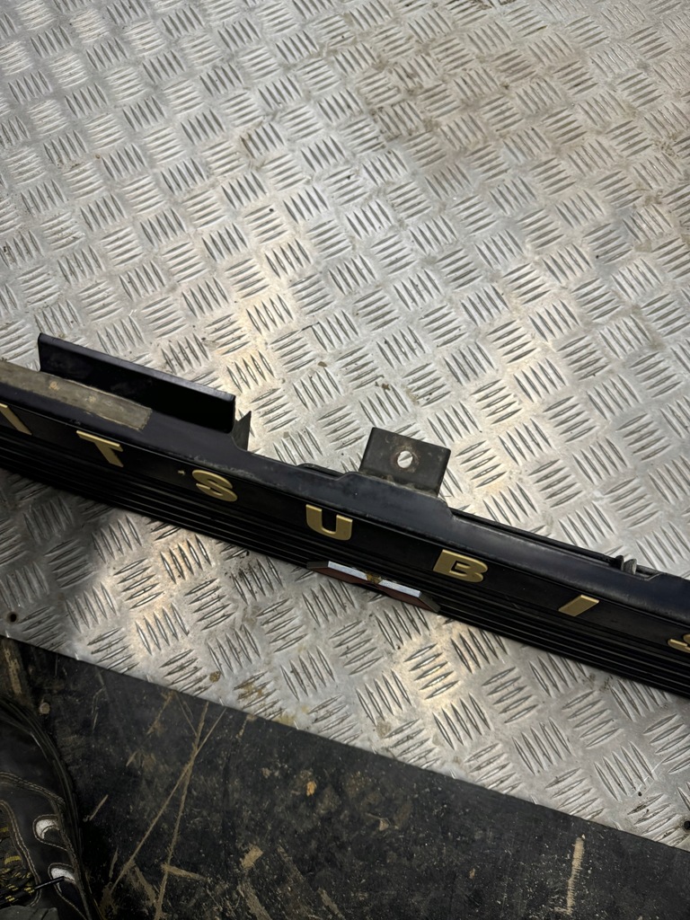 фото №8, Решётка радиатора решётка радиатора mitsubishi pajero i 1 82-91r.