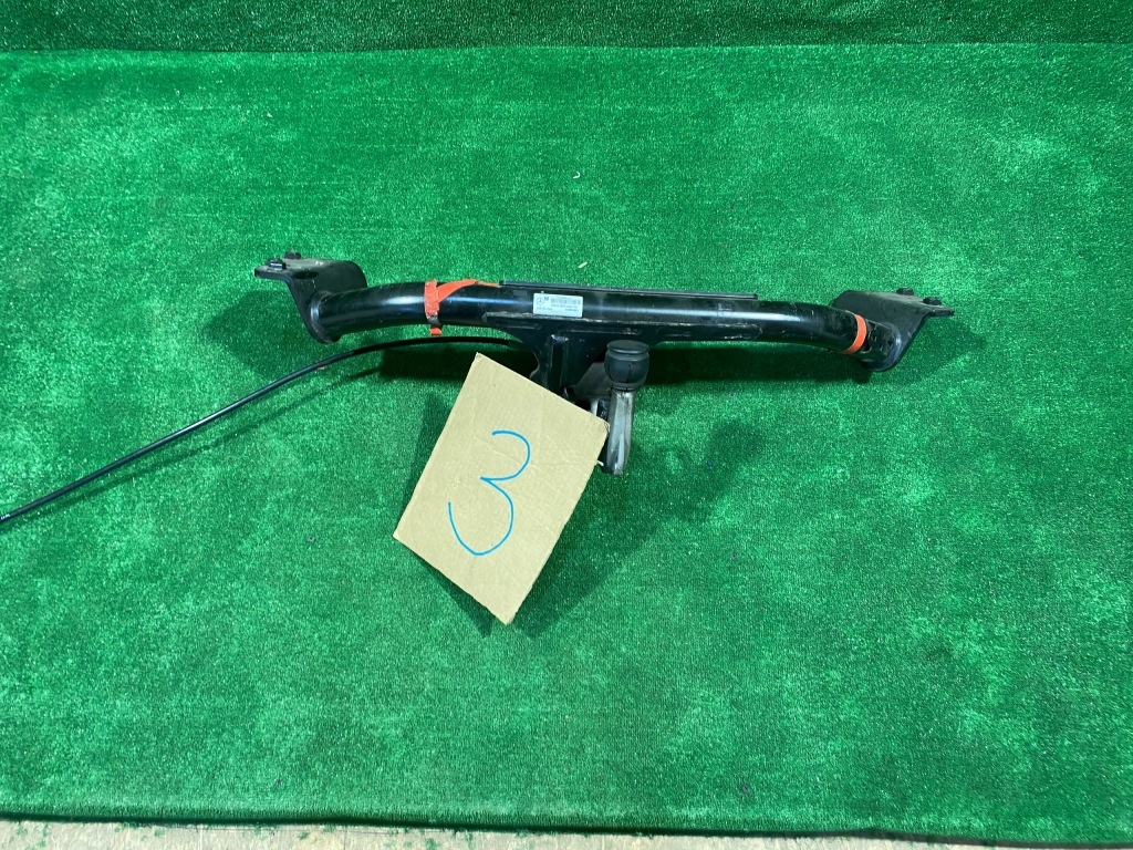 Mercedes b klasa w246 a246 246 фаркоп  буксировочный в Украине