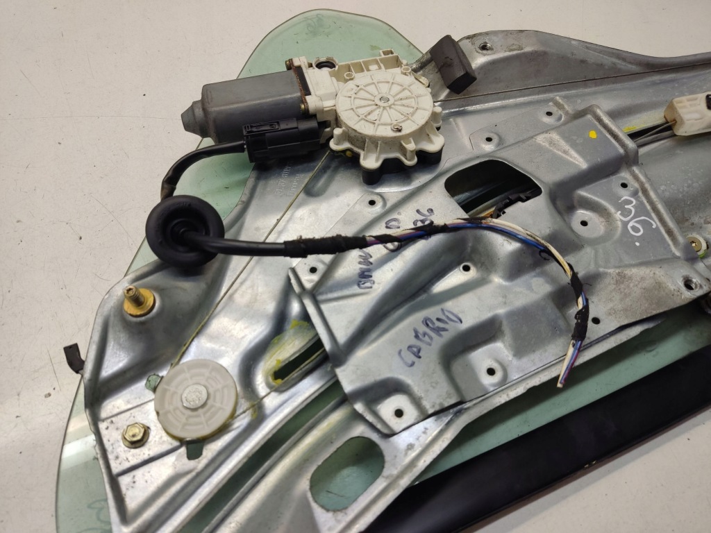 Bmw 3 e36 1995 підйомник скло задній 81199869 Київ