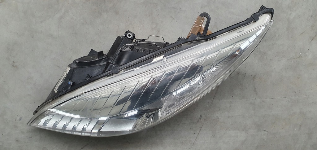 фото №3, Лампа лівий перед renault megane iii 260600017r