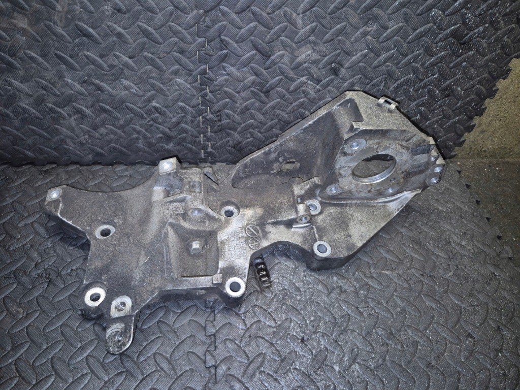 Купить Кронштейн генератора vw 2.0 tdi 03l903143d