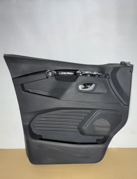 фото №1, Обшивка дверь левых передних перед renault trafic iii 2539899x