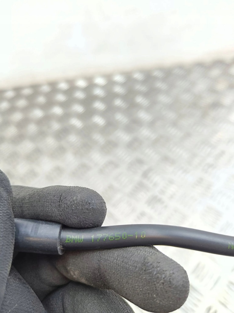 фото №5, Bmw 7 f01 f02 f03 f04 2014 шланг / wąż вакуумa