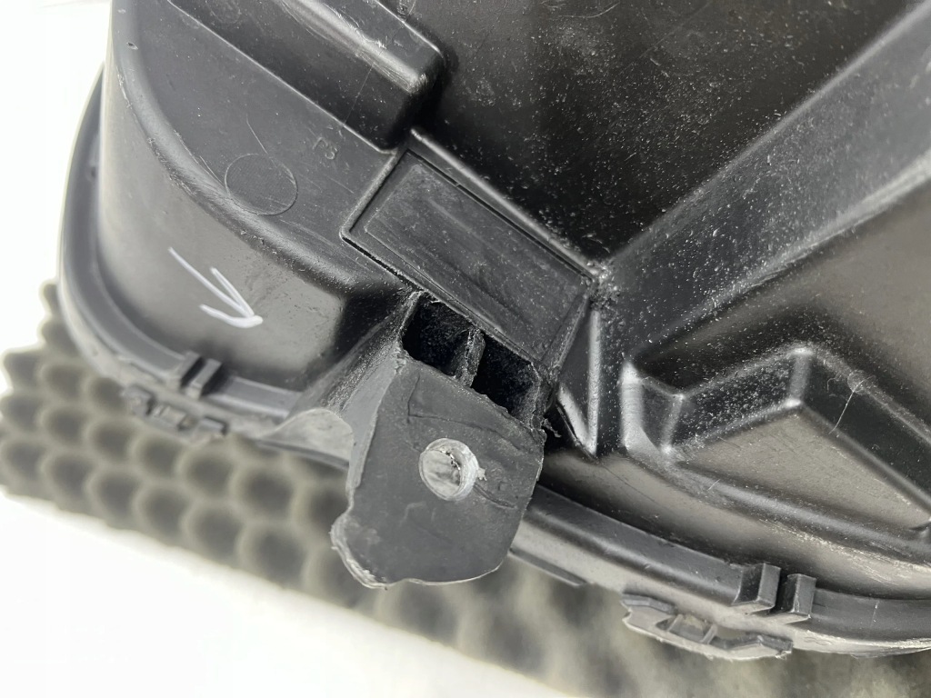 Фара фара nissan juke 2 2 f16 19r.- правий передня full led оригінал Зі Шроту