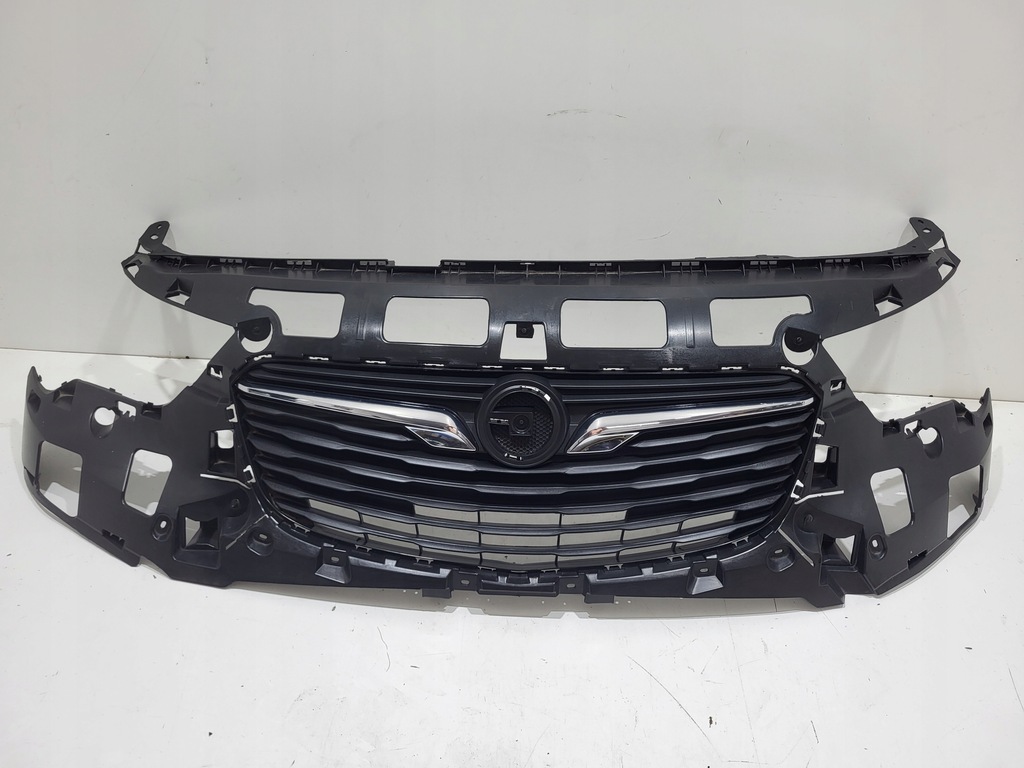 фото №1, Opel combo e 18- решітка радіатора решітка радіатора молдинг хром