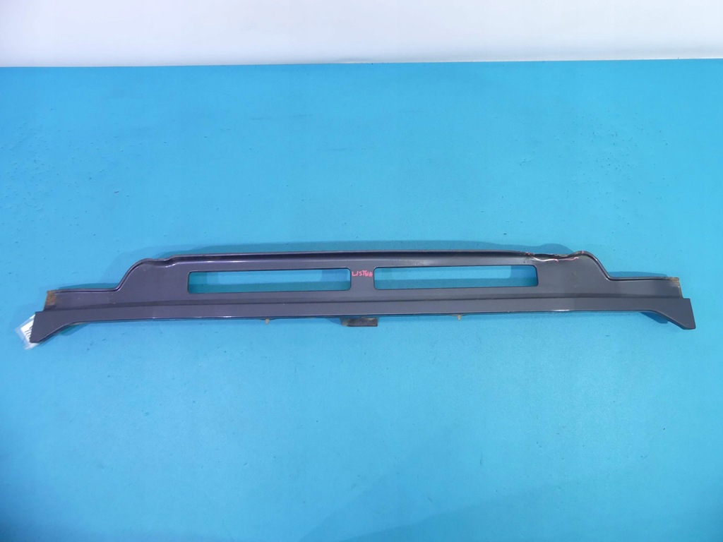 фото №1, Молдинг подфарник mitsubishi pajero ii 91-99