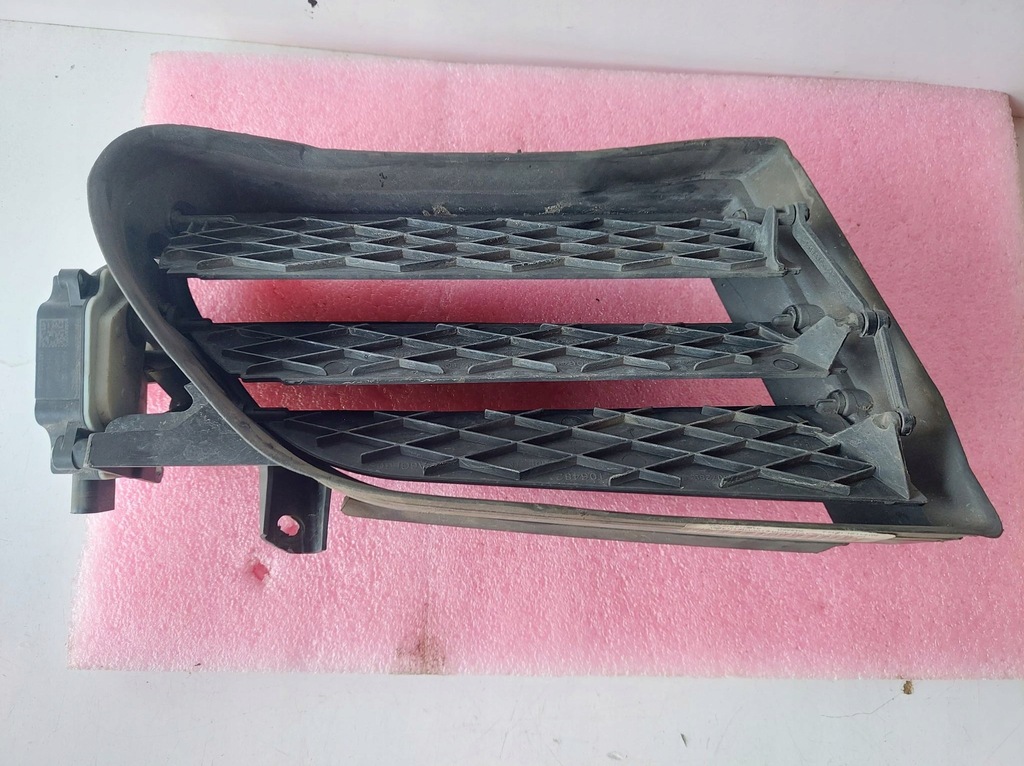 фото №5, Tesla model s решётка жалюзи бампера левая перед