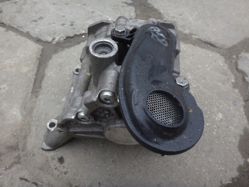 Насос масла bmw g20 g21 g30 g31 g32 g01 g02 g29 b58 с Разборки