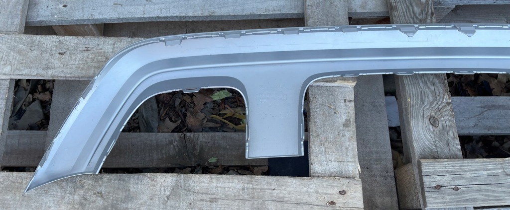 фото №6, Vw t-roc lift 2021 - молдинг бампера задняя 2ga807725a