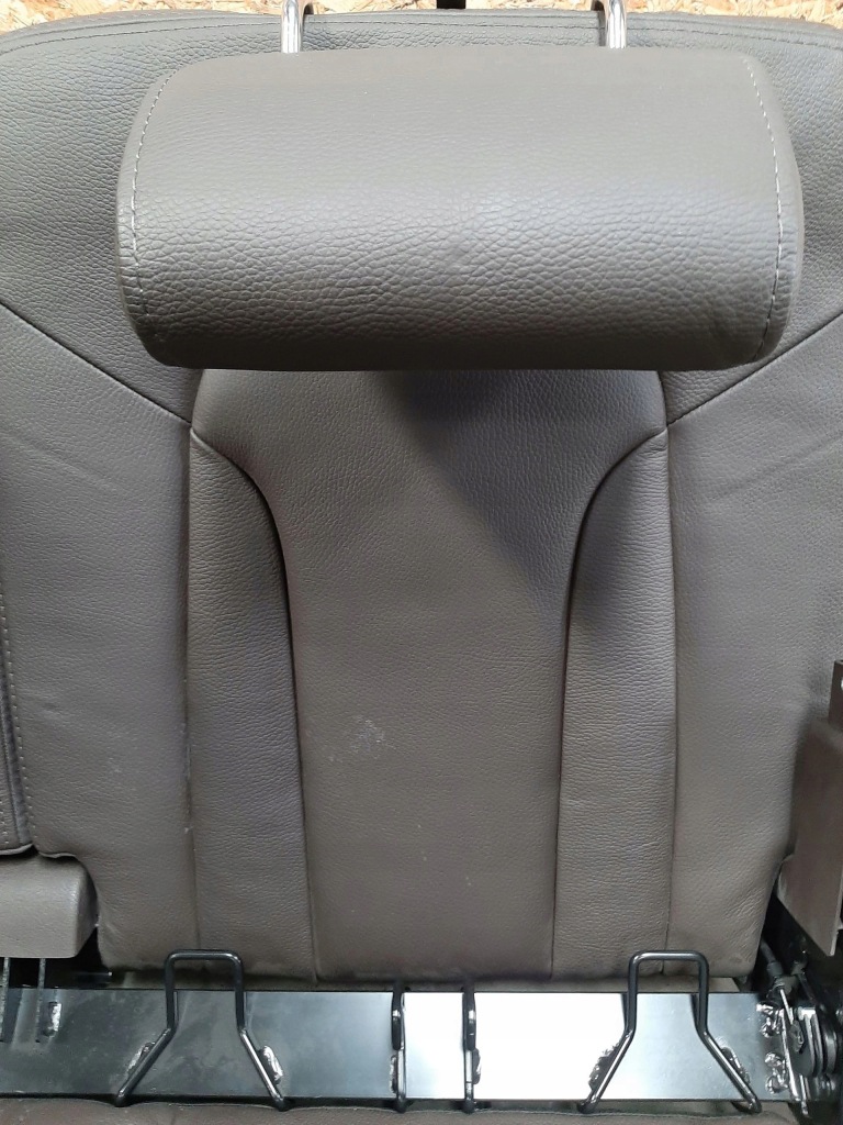 фото №13, Audi q7 2005- заднее сиденье drugi trzeci ряд кожа коричневая