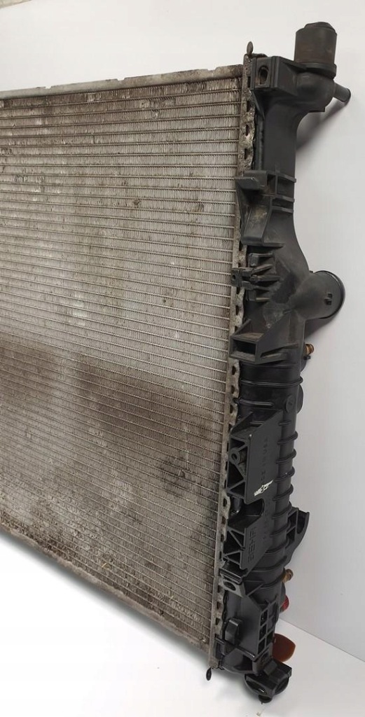 Радіатор води mercedes ml w164 3.0 cdi v6 в Україні