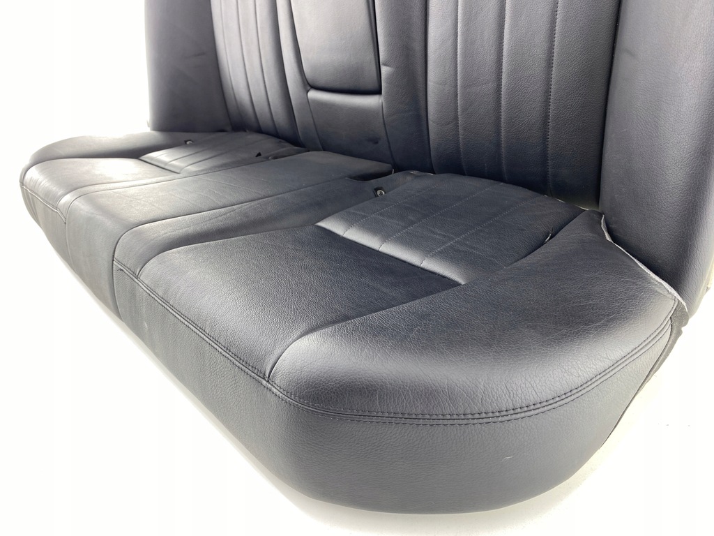 фото №9, Заднее сиденье задняя спинка подголовники ремни mercedes-benz w204 sedan - комплект