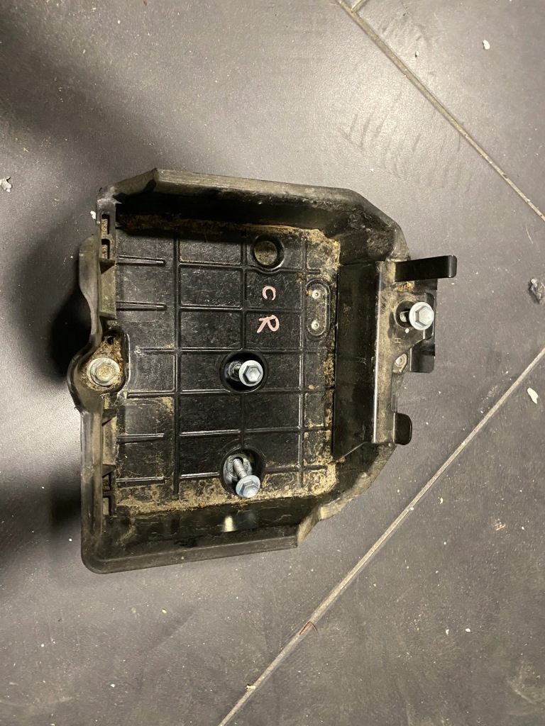 фото №1, Toyota chr c-hr 2018 основание аккумулятор 1.8