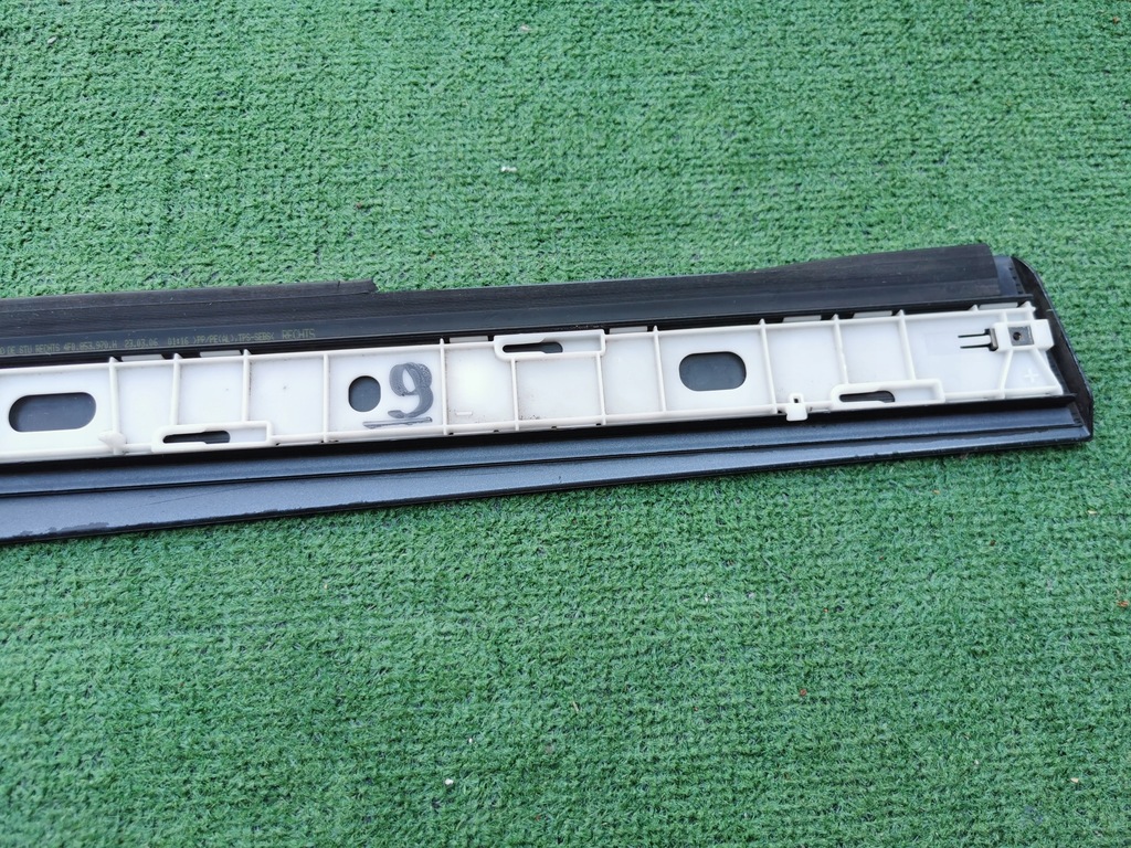 фото №8, Audi a6 c6 rs6 права задня молдинг задня