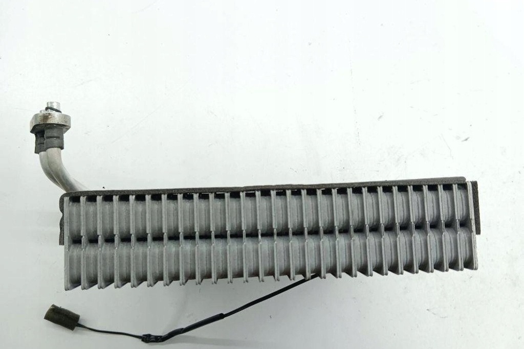 фото №8, Радіатор кондиціонера pod панель приладів opel antara 20121002d 2.2l дизель 120kw