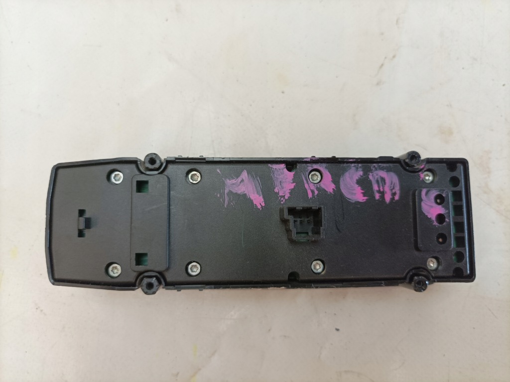 Mercedes w204 05 переключатель окон usa a2049055402 Доставка