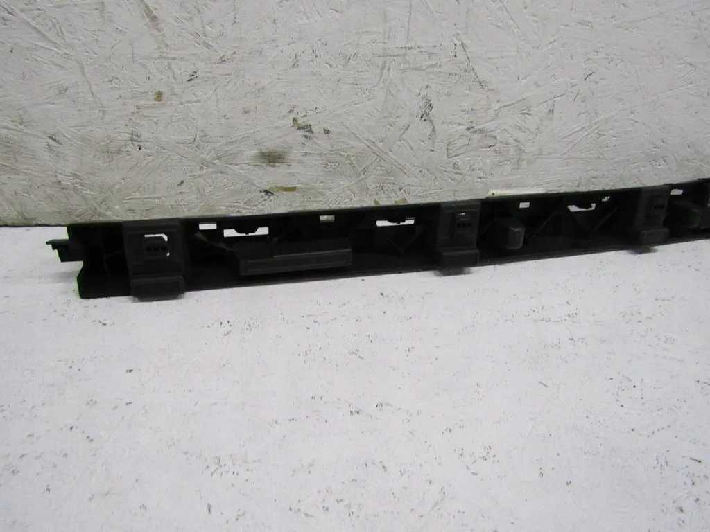 фото №8, Volvo v60 s60 iii напрямна поріг правого