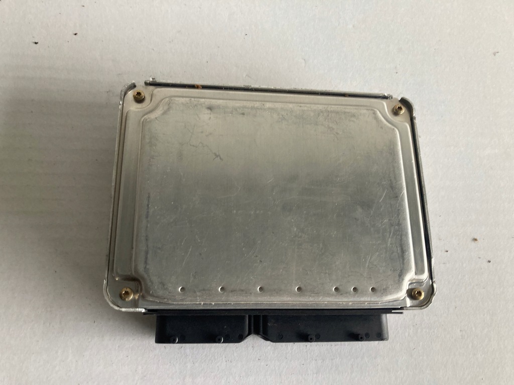 фото №4, Бортовой компьютер блок управления volkswagen оригинальный номер 022906032bn