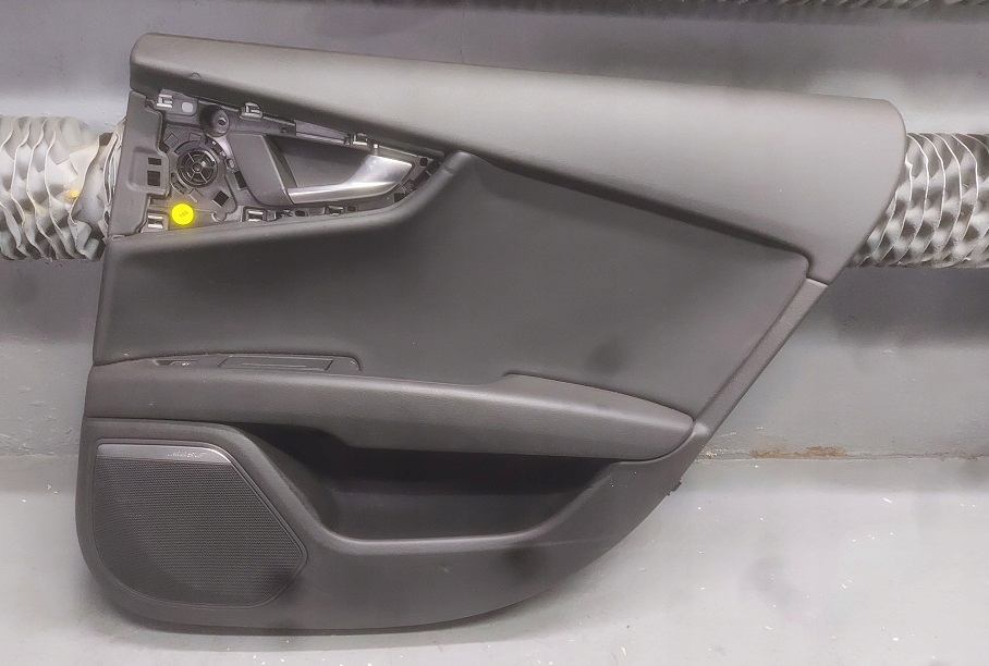 фото №1, Audi оригінальний номер 4g8867306